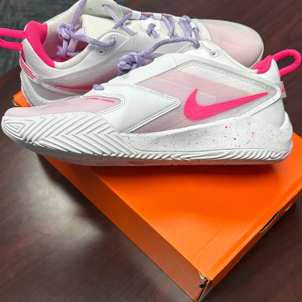 NEW Nike Women’s HyperAce 3 Volleyball/Basketball Shoes - Picture 2 of 6